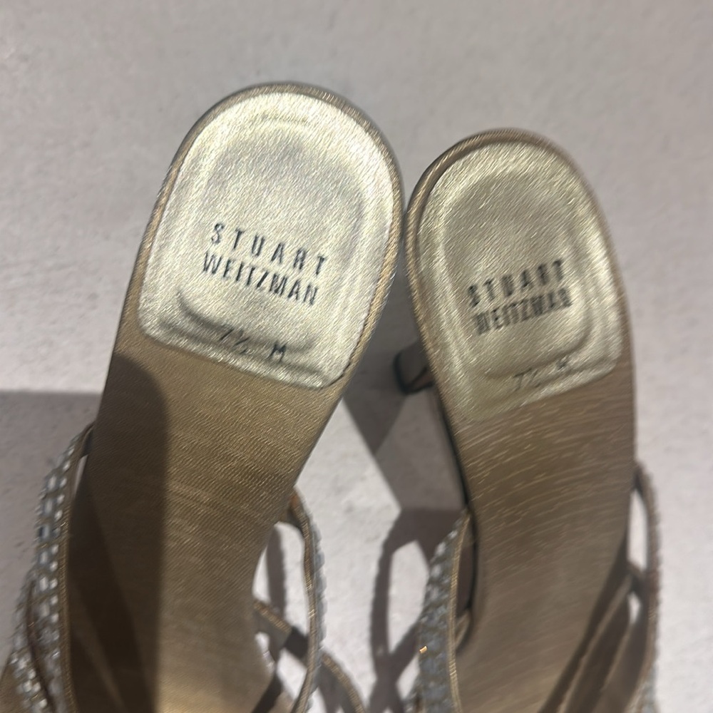 Beautiful sandals. - Picture 3 of 10